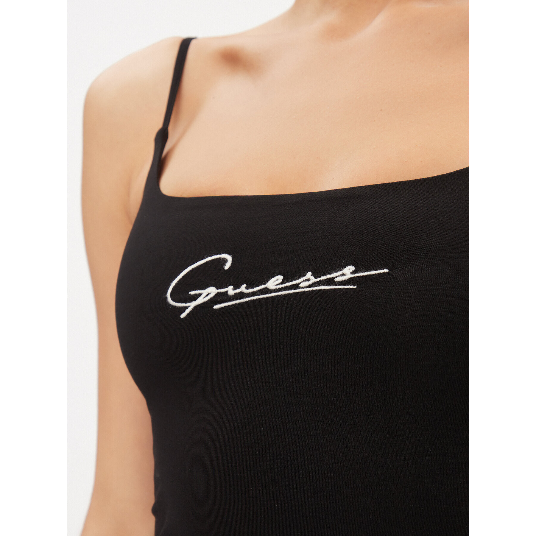 Guess топ Signature V4RP06 J1314 Черен Regular Fit - Pepit.bg
