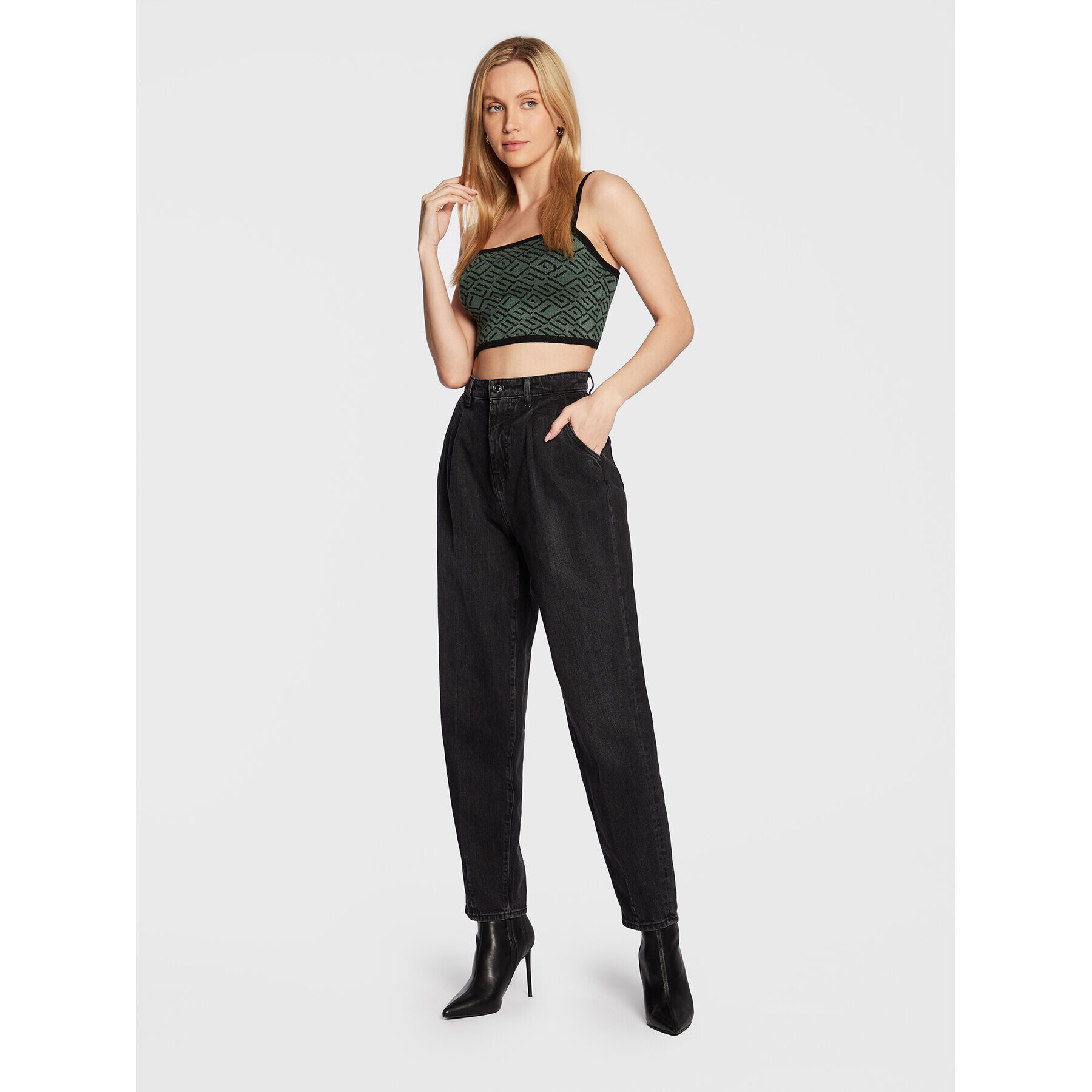 Guess топ W2BR23 Z2YK2 Зелен Slim Fit - Pepit.bg