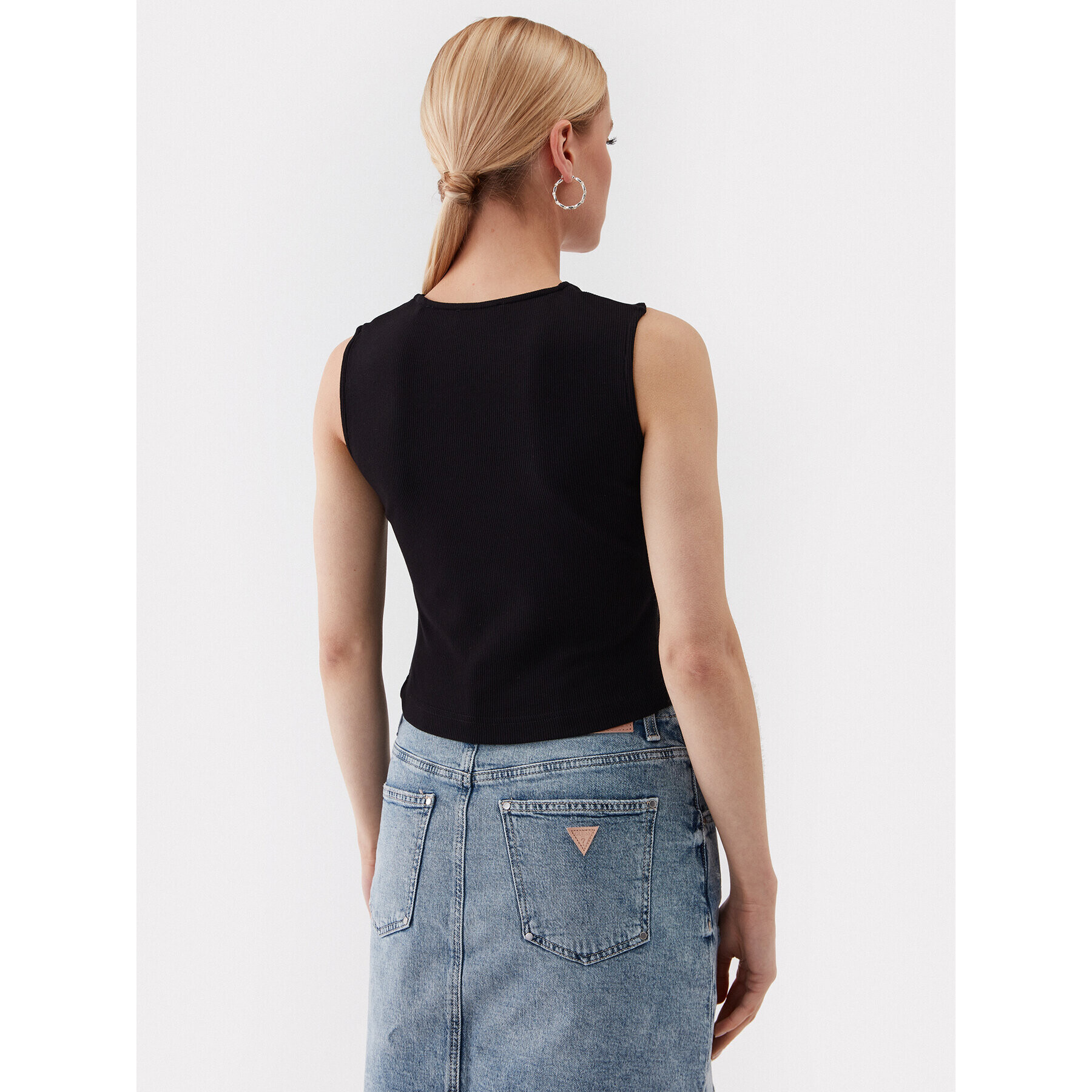 Guess топ W3YP11 K8RT2 Черен Slim Fit - Pepit.bg