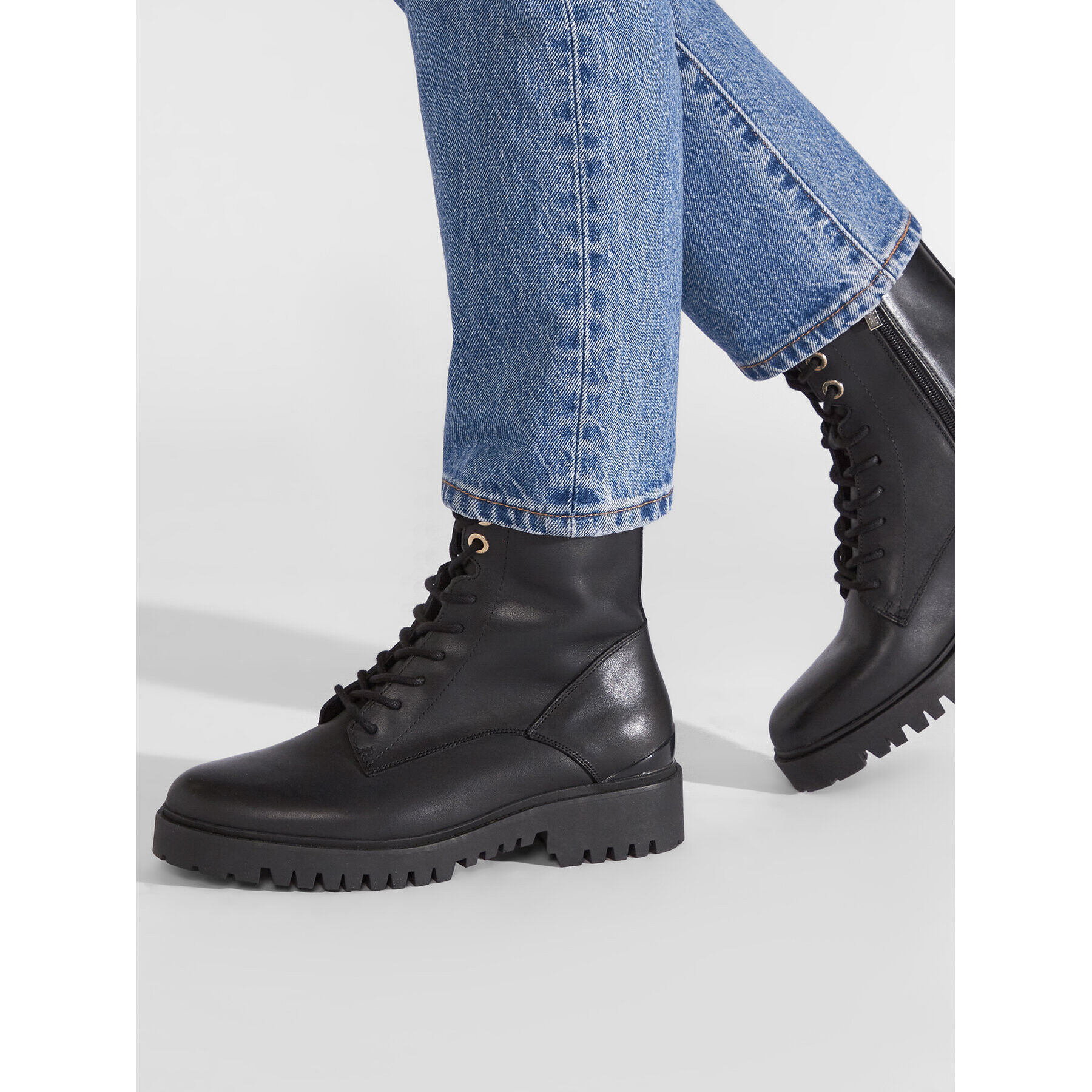 Guess Туристически oбувки Olone FL7OLO LEA10 Черен - Pepit.bg