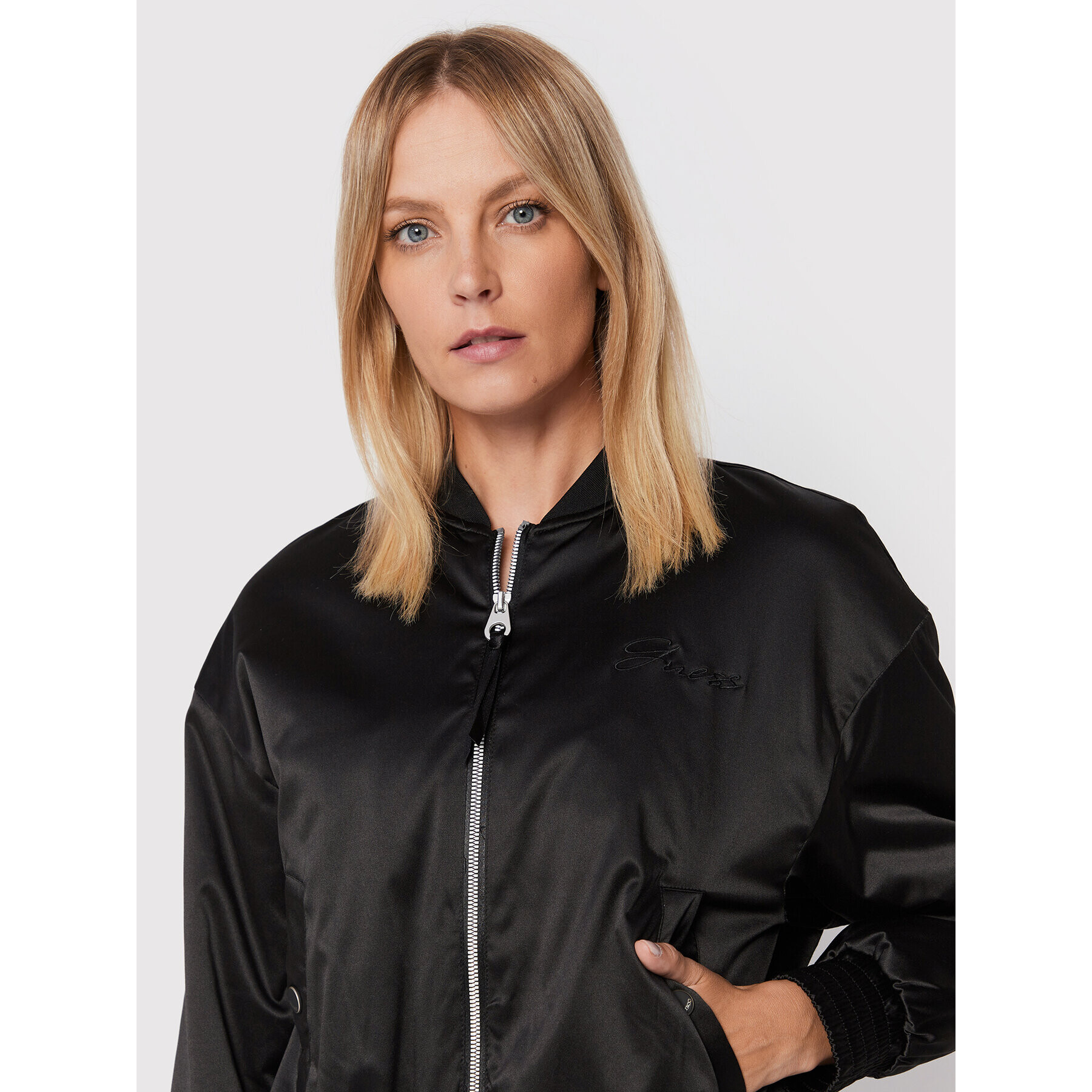 Guess Яке бомбър Alexia W2YL03 WERA2 Черен Regular Fit - Pepit.bg