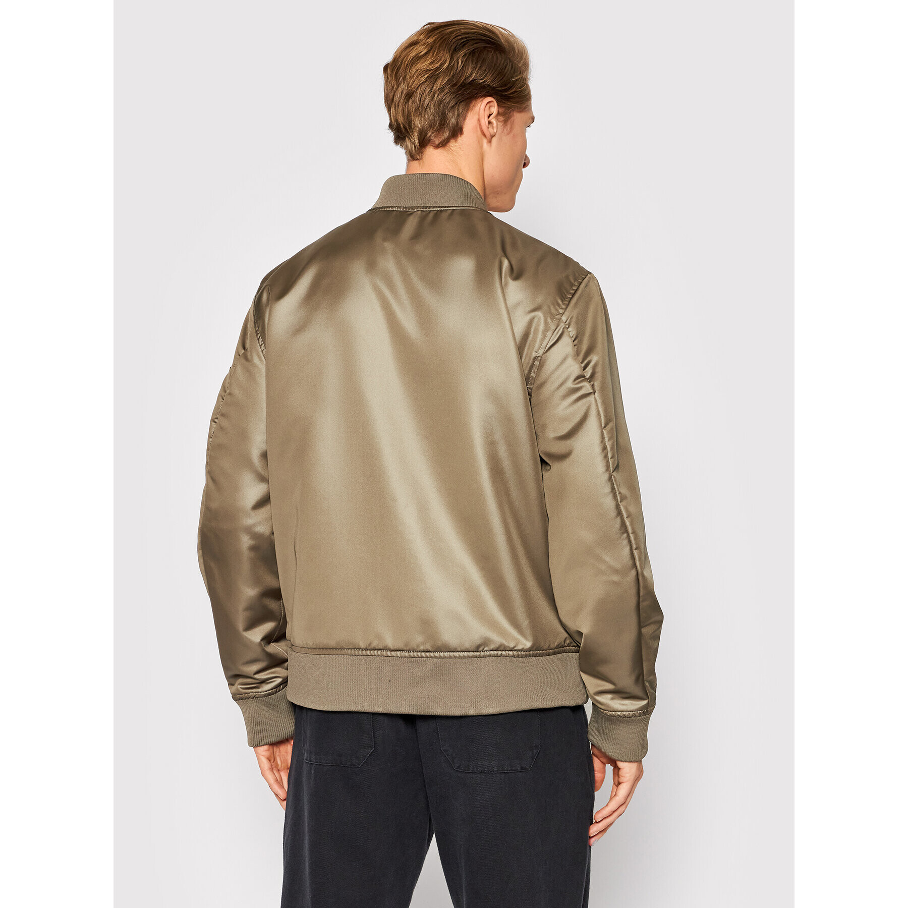 Guess Яке бомбър Es Satin M1GL01 R81M2 Кафяв Relaxed Fit - Pepit.bg