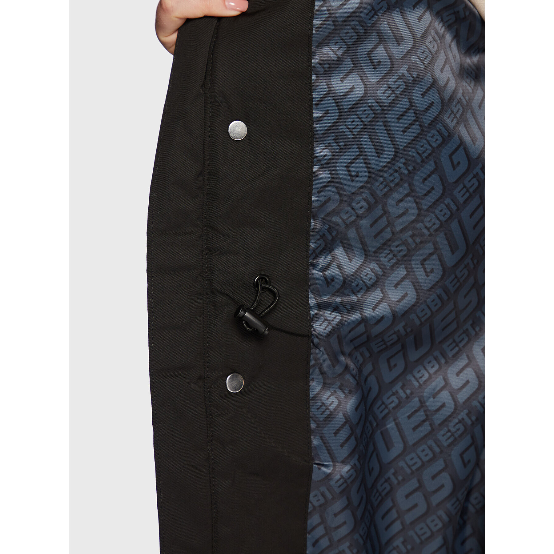 Guess Зимно яке 4G V2BL09 WF330 Черен Regular Fit - Pepit.bg