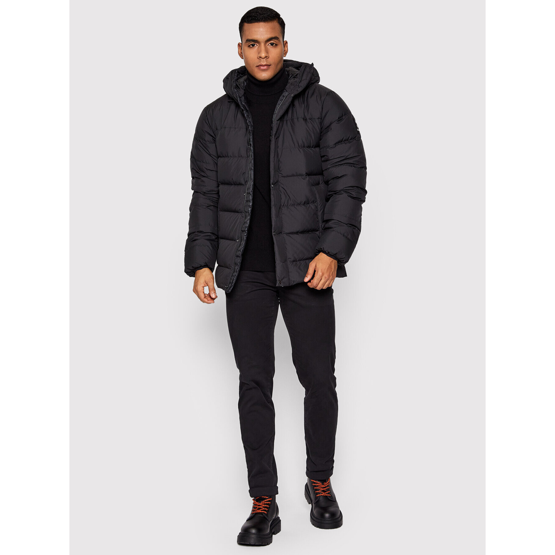 Haglöfs Пухено яке Näs Down 604637 Черен Regular Fit - Pepit.bg
