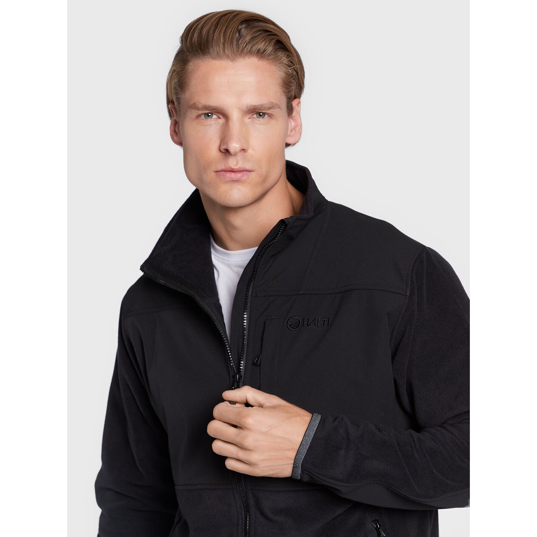 Halti Полар Pioneering 088-0136 Черен Regular Fit - Pepit.bg