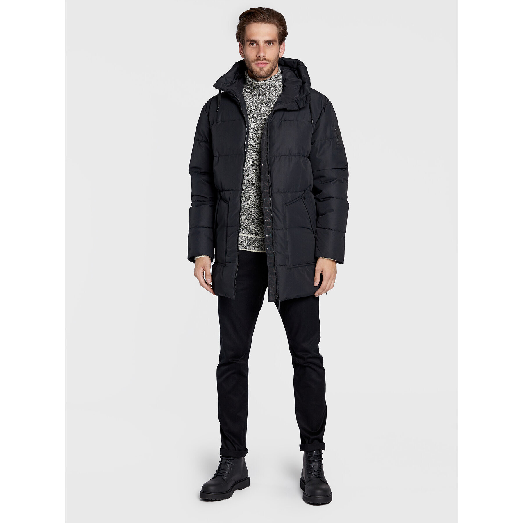 Halti Пухено яке Linjat 065-0419 Черен Regular Fit - Pepit.bg