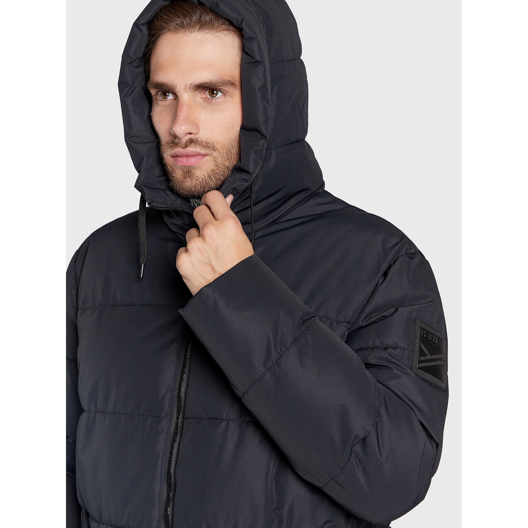 Halti Пухено яке Linjat 065-0419 Черен Regular Fit - Pepit.bg