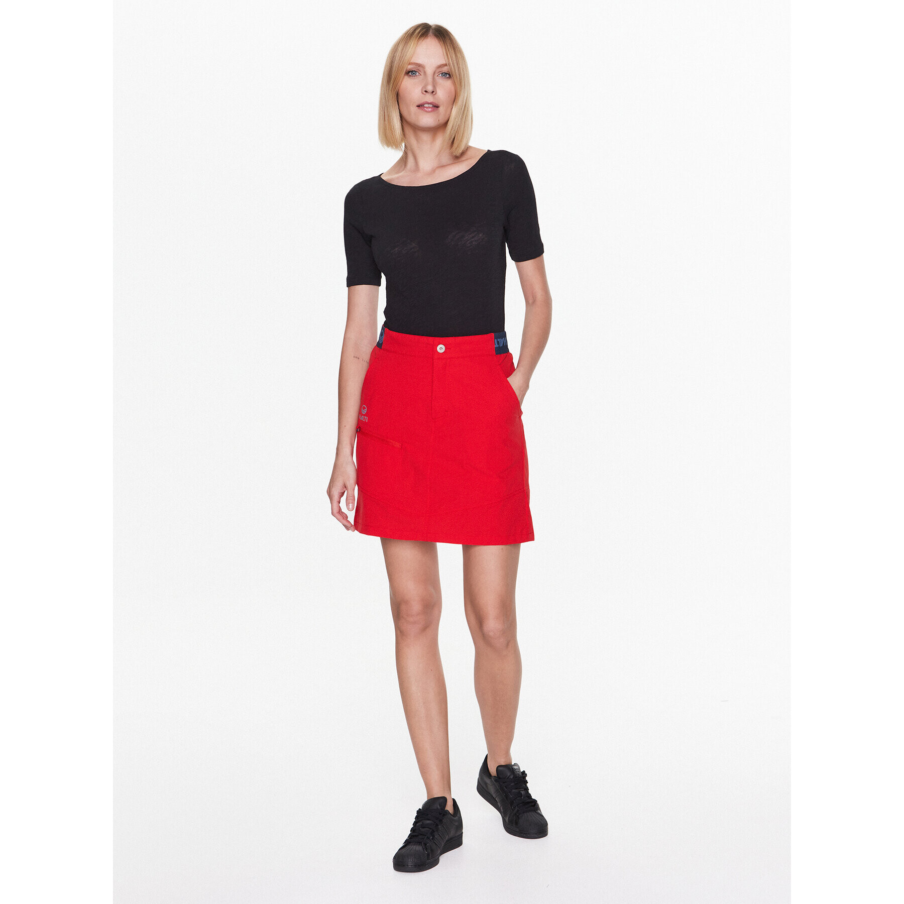 Halti Шорти от плат Pallas 064-0487 Червен Regular Fit - Pepit.bg