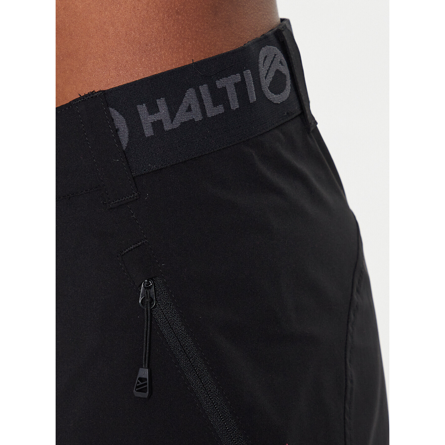 Halti Спортни шорти Pallas 064-0380 Черен Regular Fit - Pepit.bg