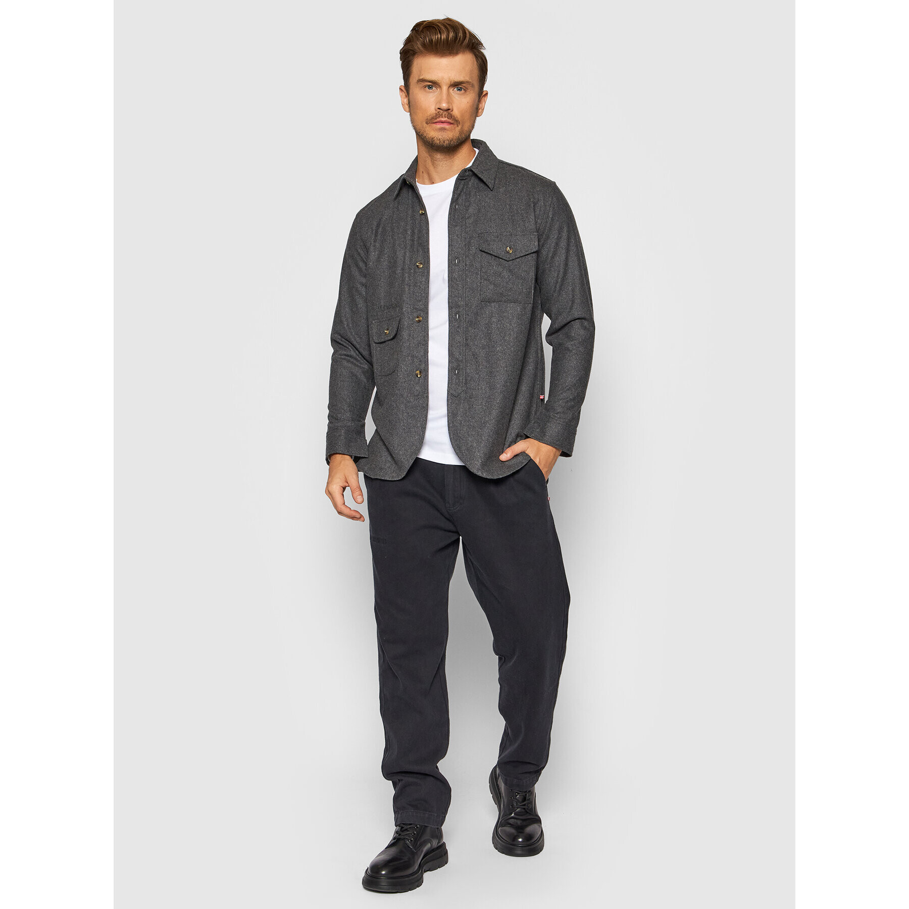 Han Kjøbenhavn Риза M-130400 Сив Regular Fit - Pepit.bg