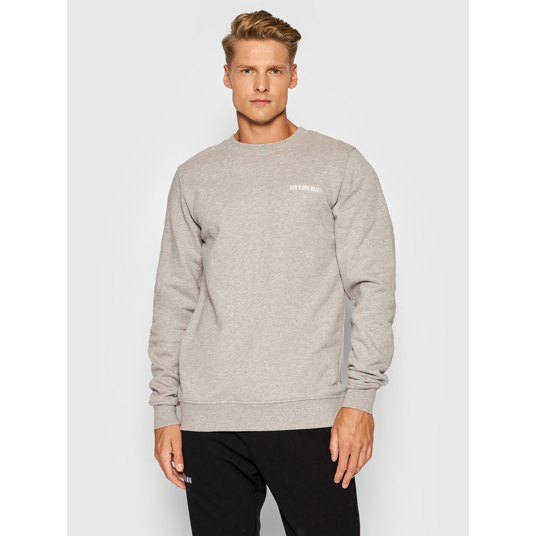 Han Kjøbenhavn Суитшърт Casual Crew M-40001 Сив Regular Fit - Pepit.bg