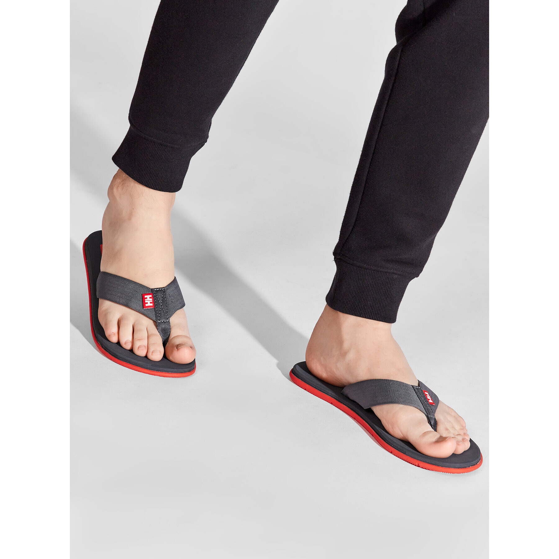 Helly Hansen Джапанки Logo Sandal 11600_980 Сив - Pepit.bg