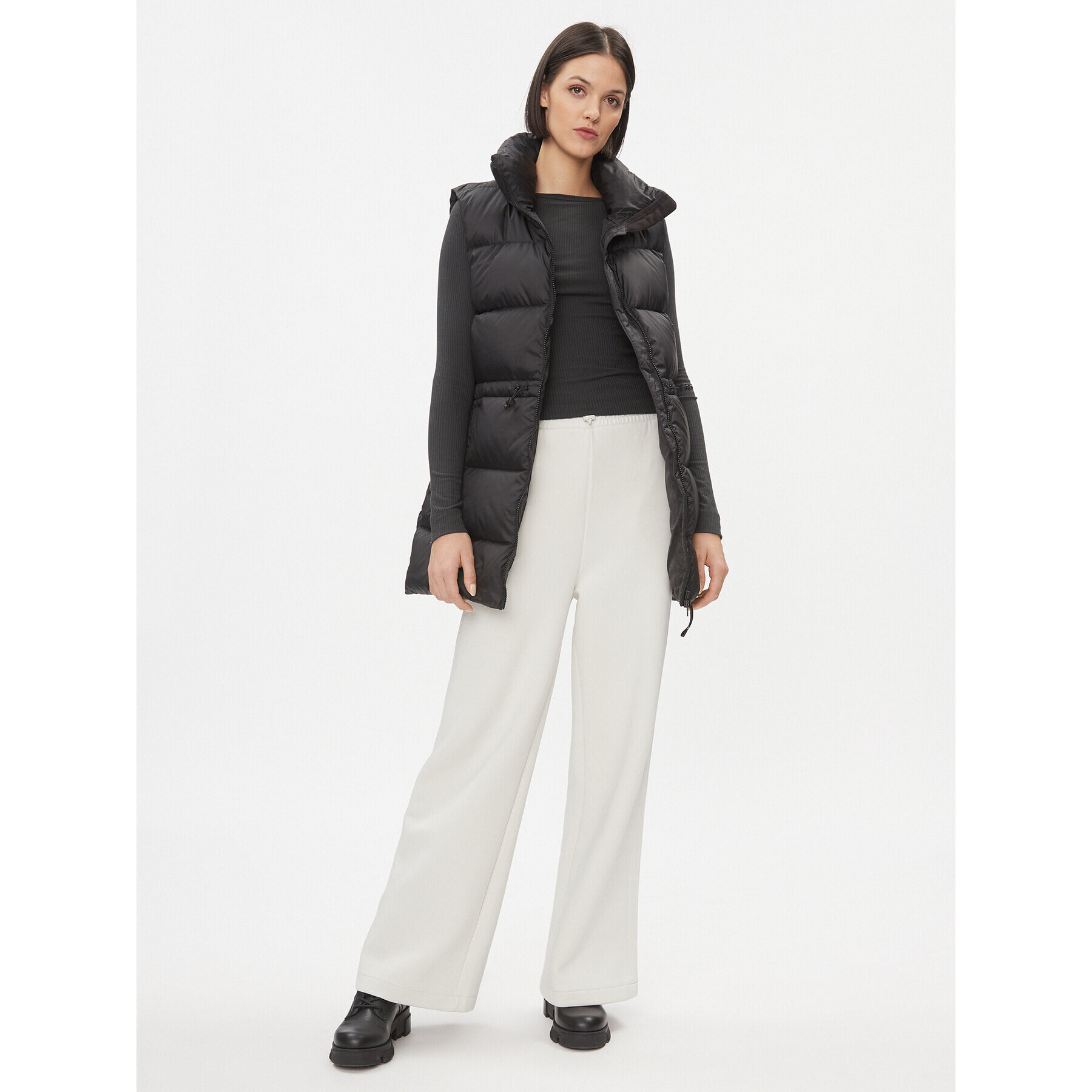 Helly Hansen Елек Essence 54066 Черен Regular Fit - Pepit.bg