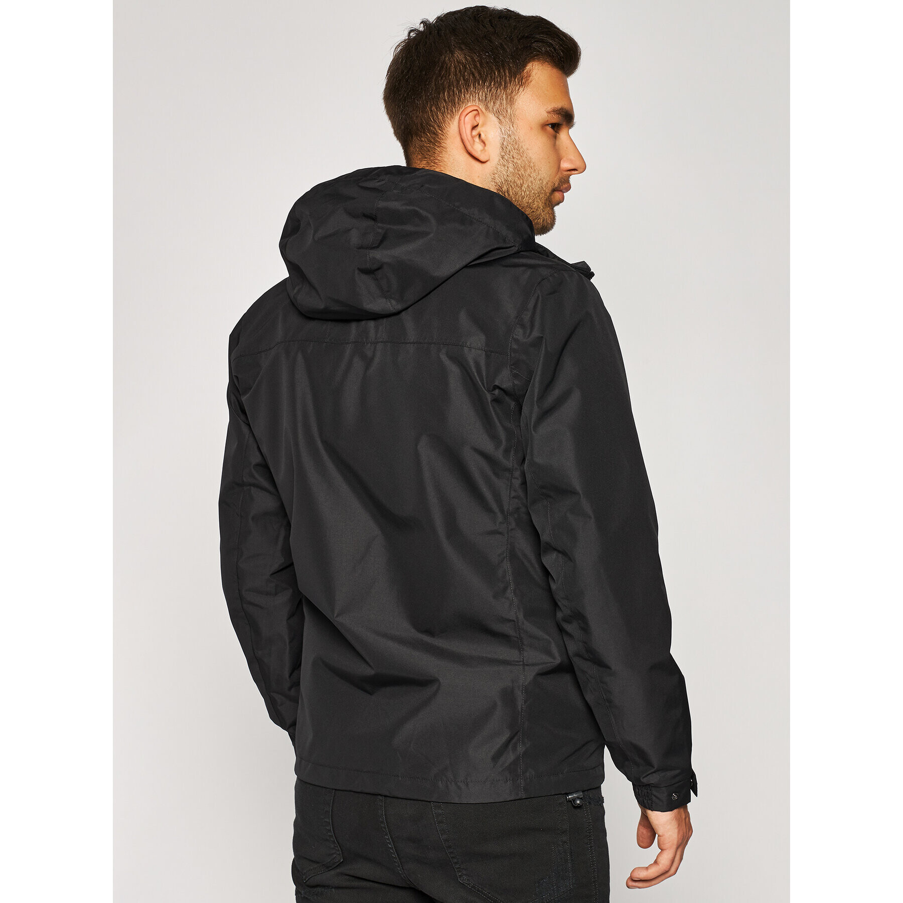 Helly Hansen Outdoor яке Dubliner 62643 Черен Regular Fit - Pepit.bg