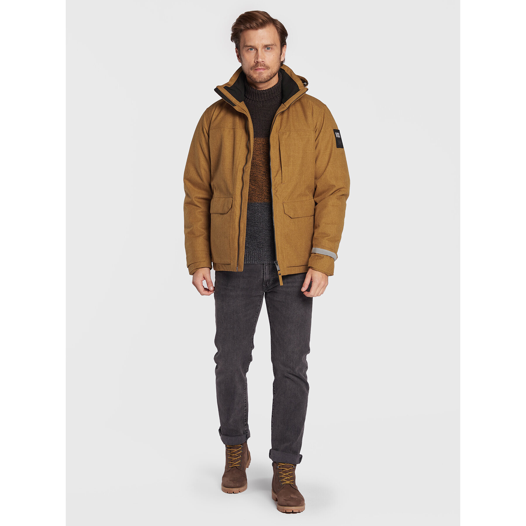 Helly Hansen Преходно яке Chill 53677 Кафяв Regular Fit - Pepit.bg