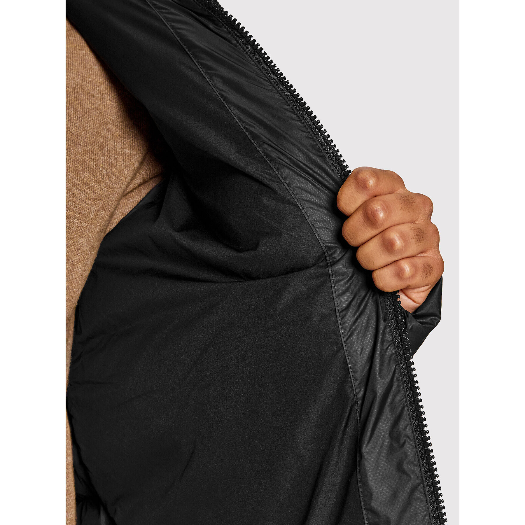 Helly Hansen Пухено яке Active 53523 Черен Regular Fit - Pepit.bg