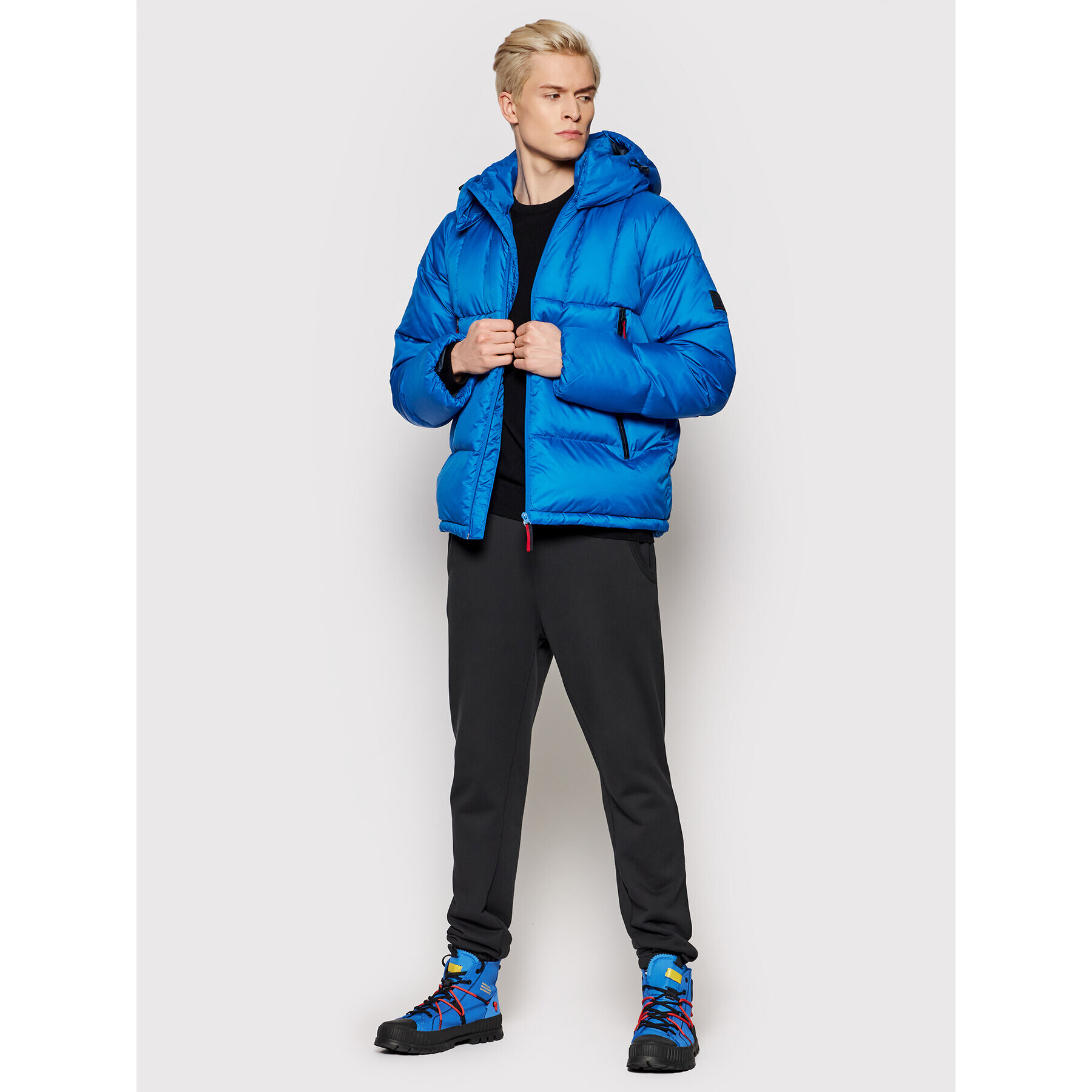 Helly Hansen Пухено яке Veste Duvet 53641 Син Regular Fit - Pepit.bg