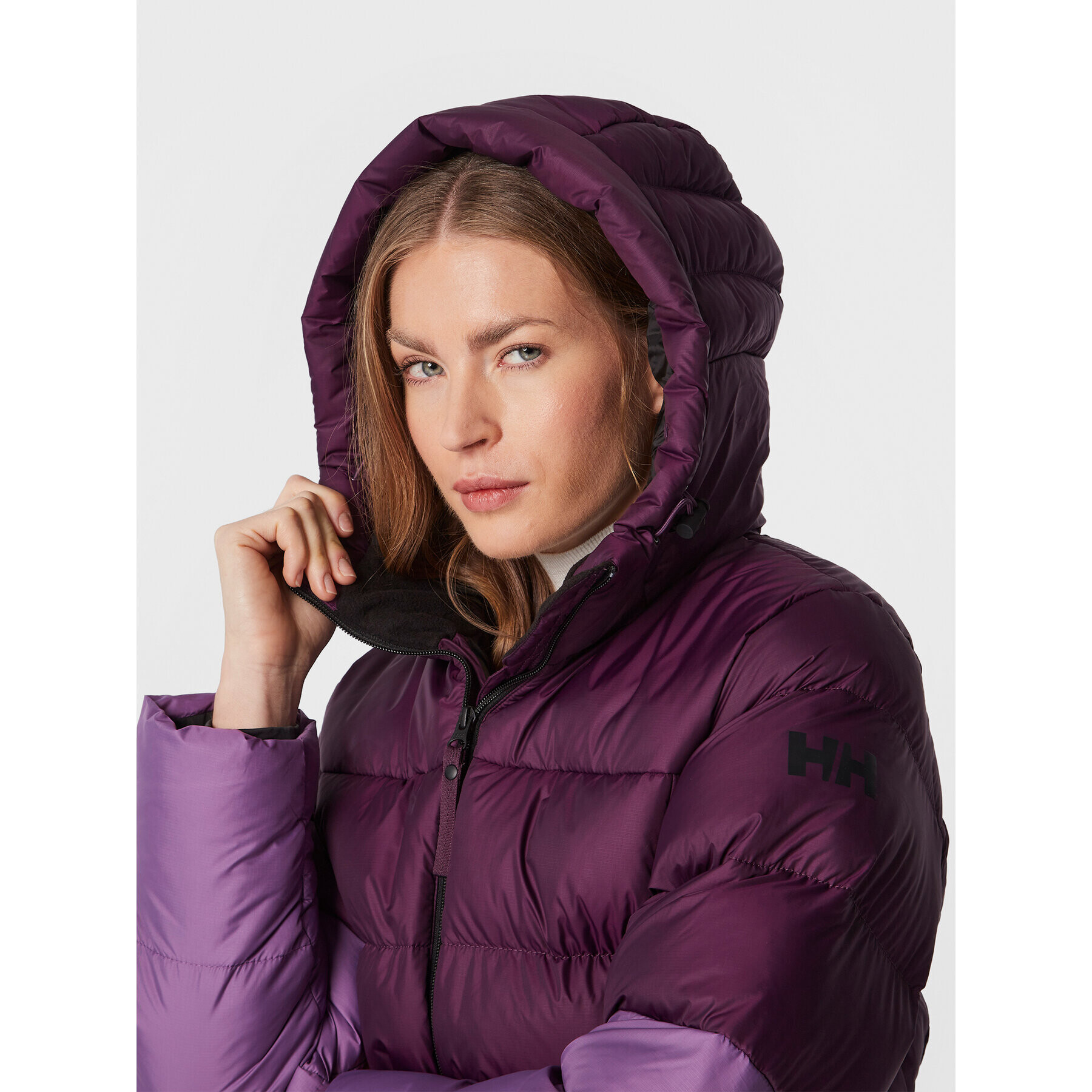 Helly Hansen Пухено яке Active Puffy 53612 Виолетов Regular Fit - Pepit.bg