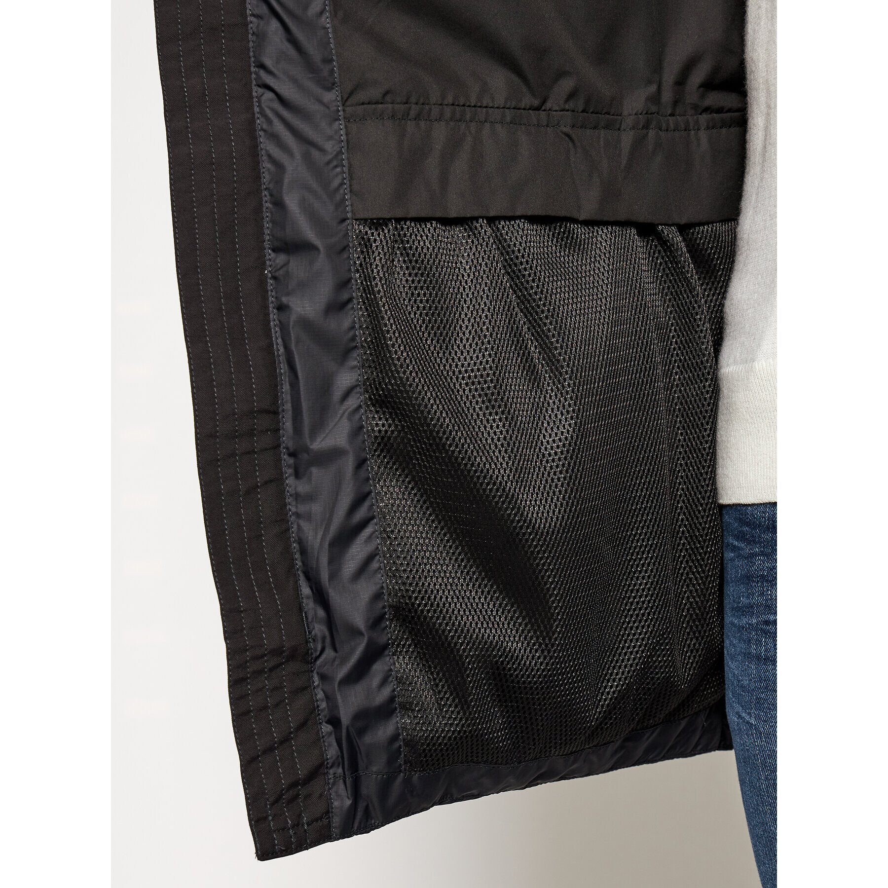 Helly Hansen Пухено яке Active Puffy Long 53522 Черен Regular Fit - Pepit.bg