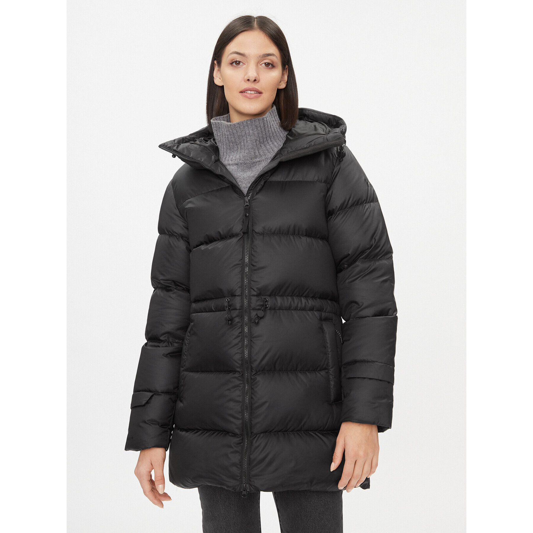 Helly Hansen Пухено яке Essence Down 53817 Черен Regular Fit - Pepit.bg