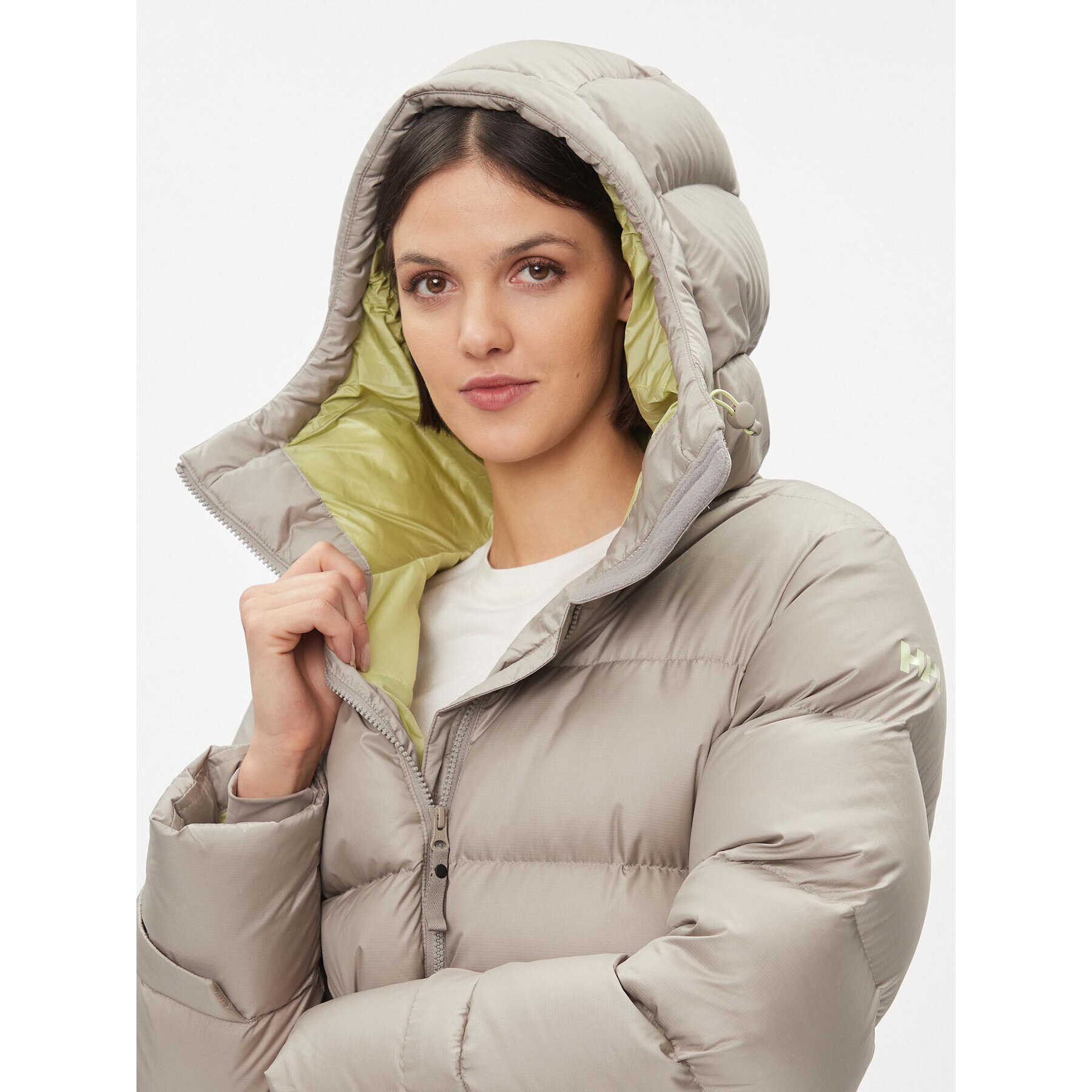 Helly Hansen Пухено яке Essence Down 53817 Сив Regular Fit - Pepit.bg