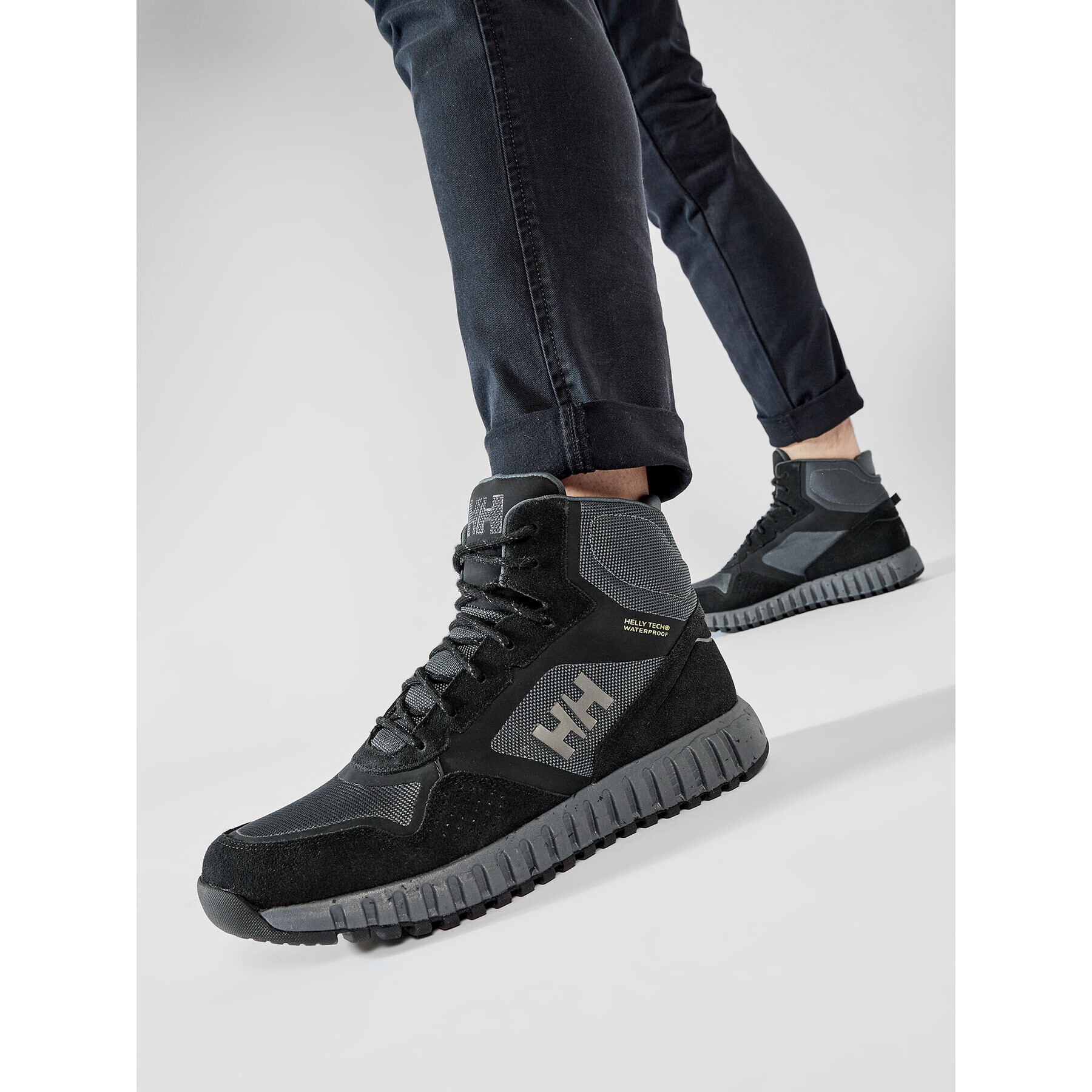 Helly Hansen Туристически Monashee Ullr Ht 114-32.991 Черен - Pepit.bg