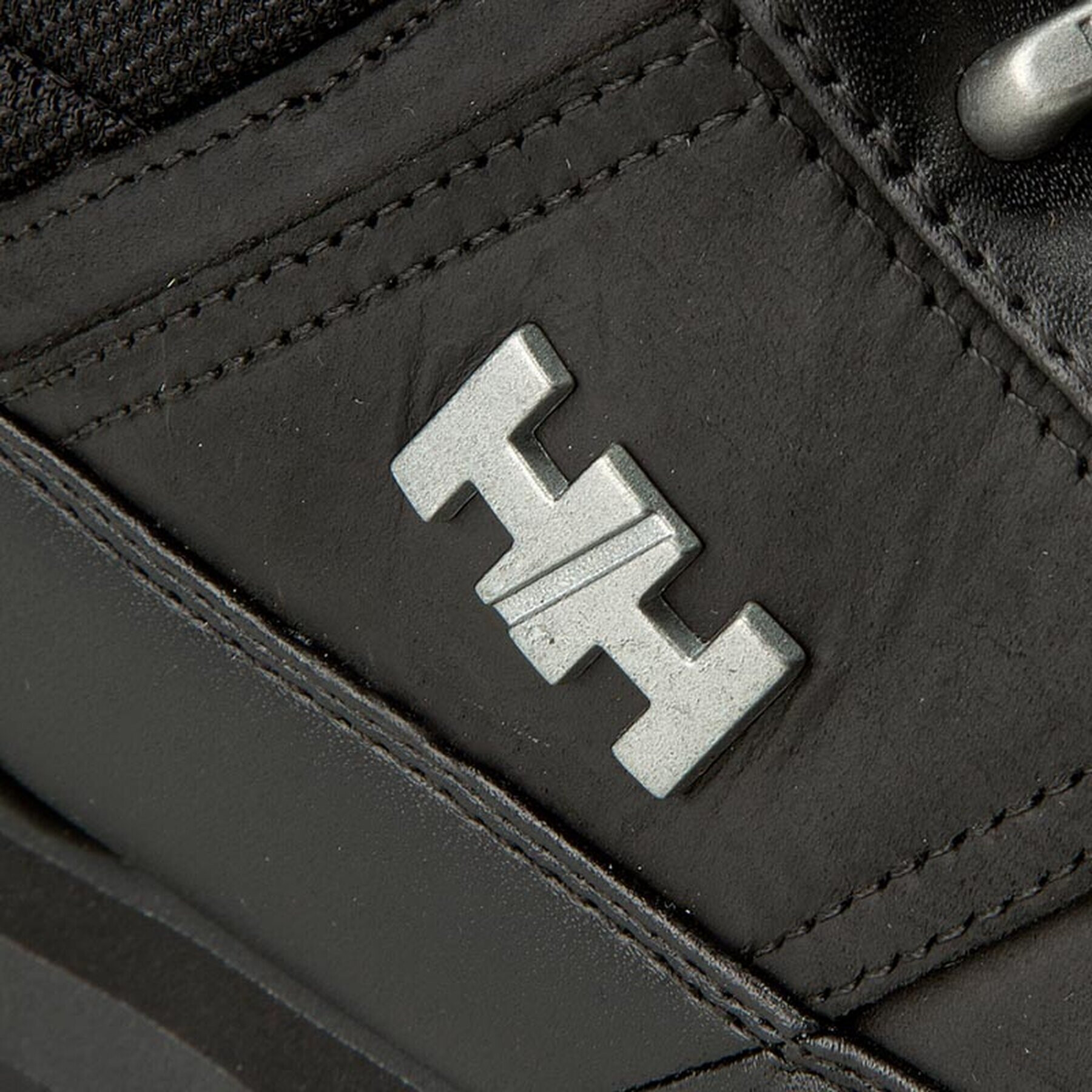 Helly Hansen Туристически Woodlands 108-23.990 Черен - Pepit.bg