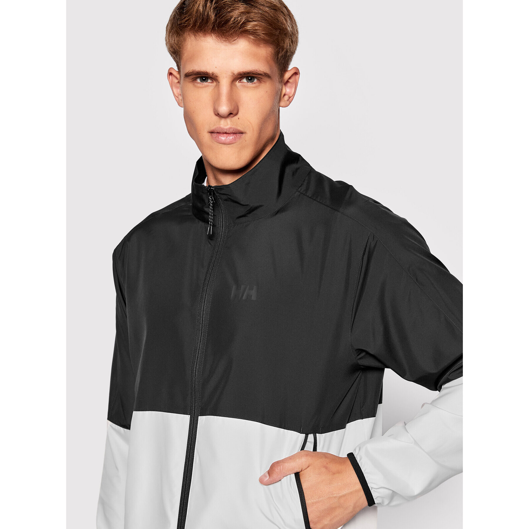 Helly Hansen Ветровка Juell 53703 Черен Regular Fit - Pepit.bg