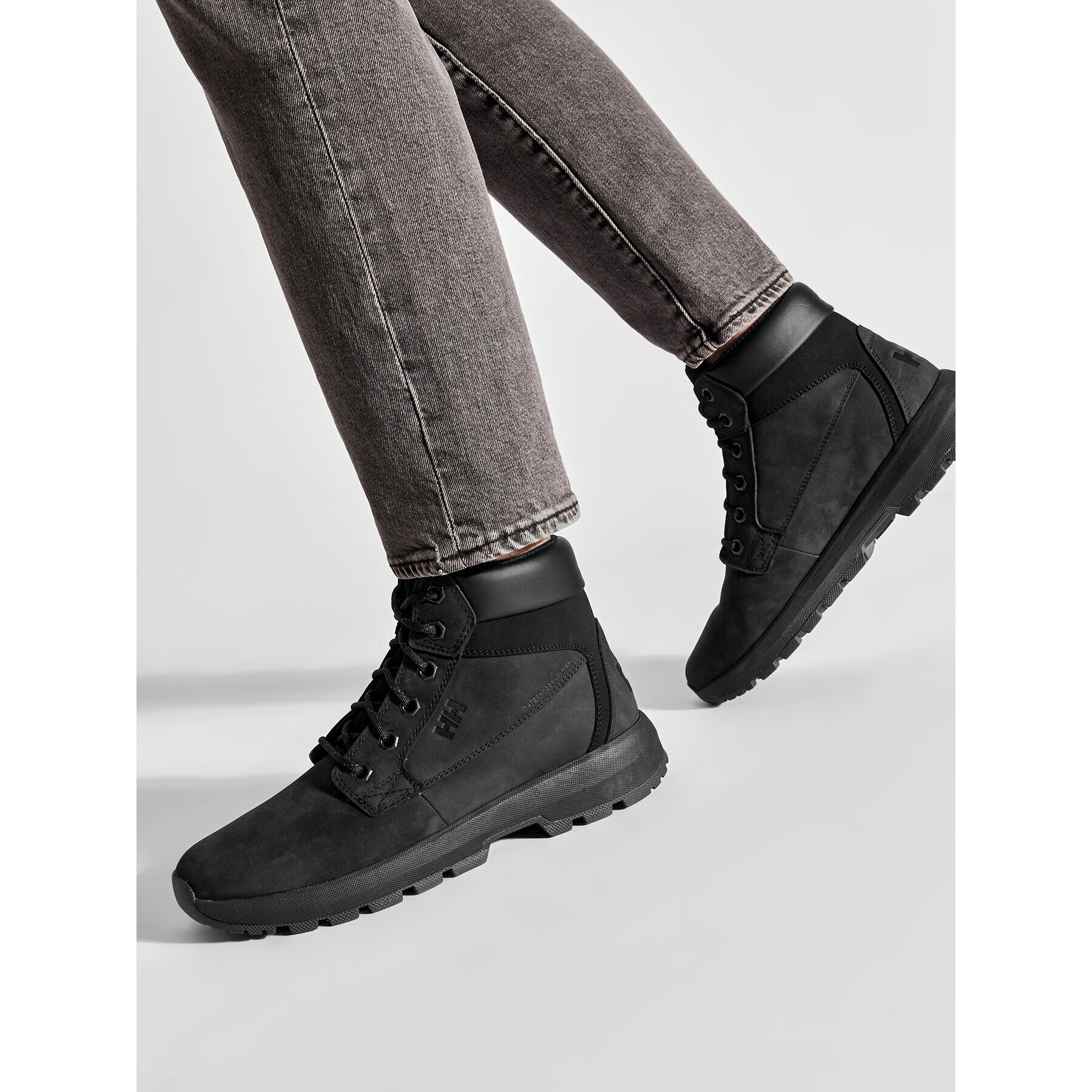 Helly Hansen Зимни обувки Bowstring 116-14.990 Черен - Pepit.bg