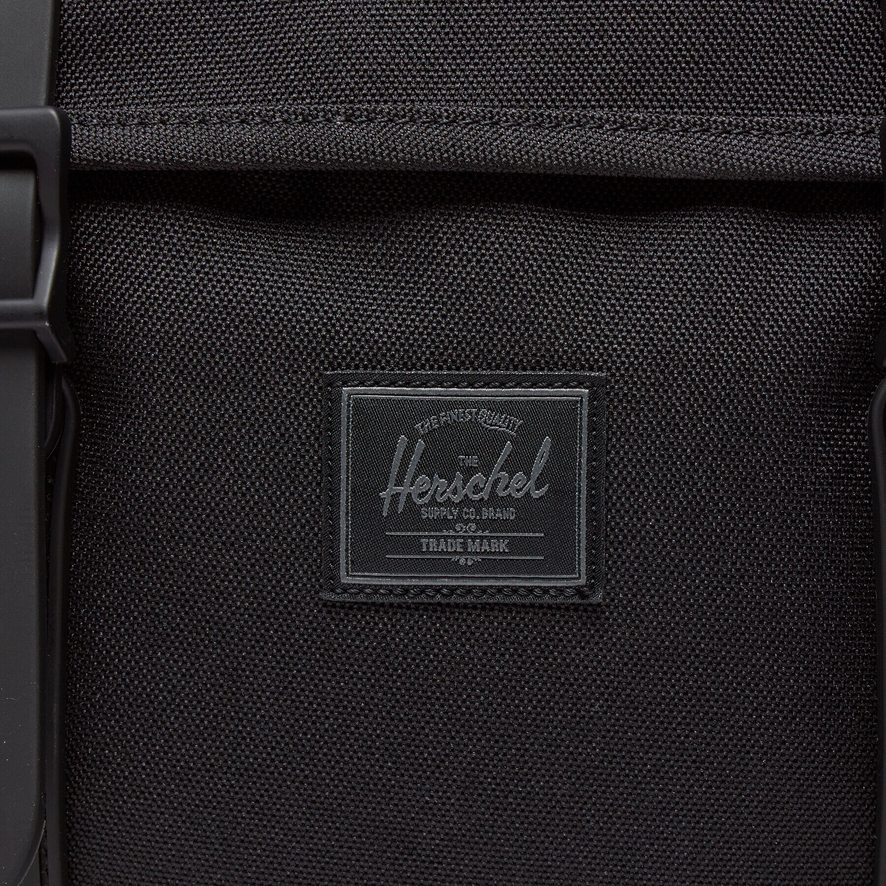 Herschel Раница Little America 11390-05881 Черен - Pepit.bg