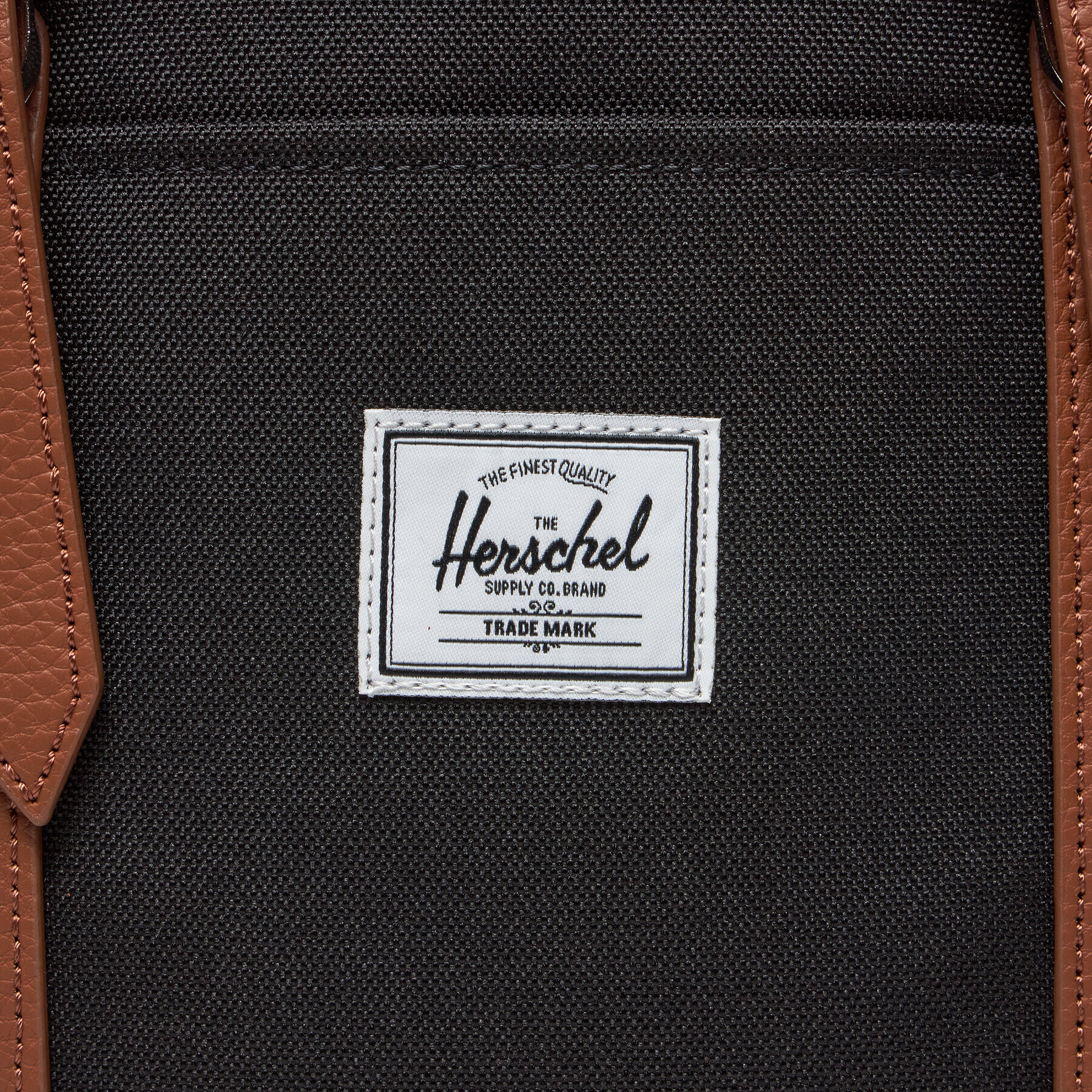 Herschel Раница Retreat Small 11400-00001 Черен - Pepit.bg