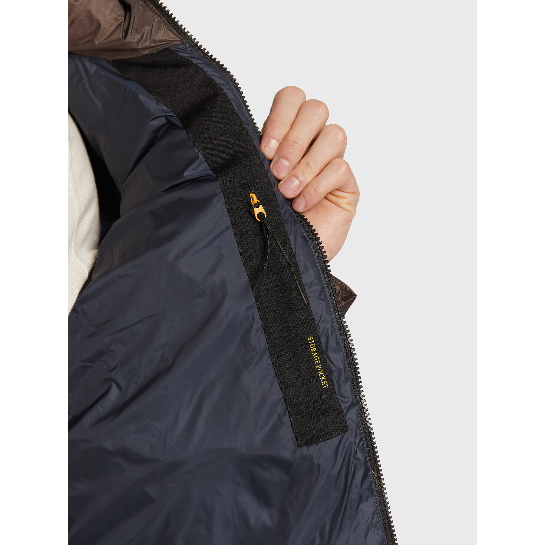 Hetregó Пухено яке Jacobs 8M411 22WU03 Кафяв Regular Fit - Pepit.bg