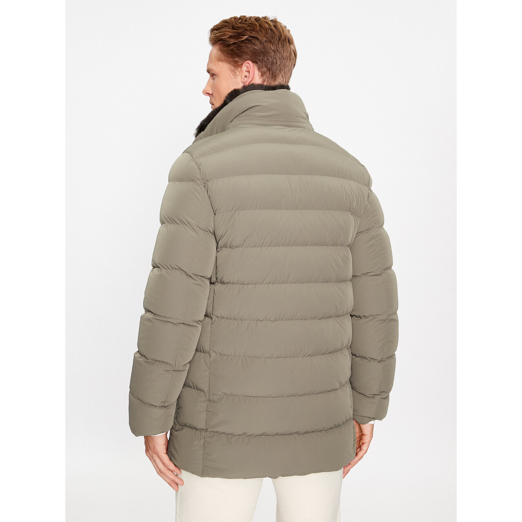 Hetregó Пухено яке Joseph 8K435R 23WU07 Кафяв Regular Fit - Pepit.bg