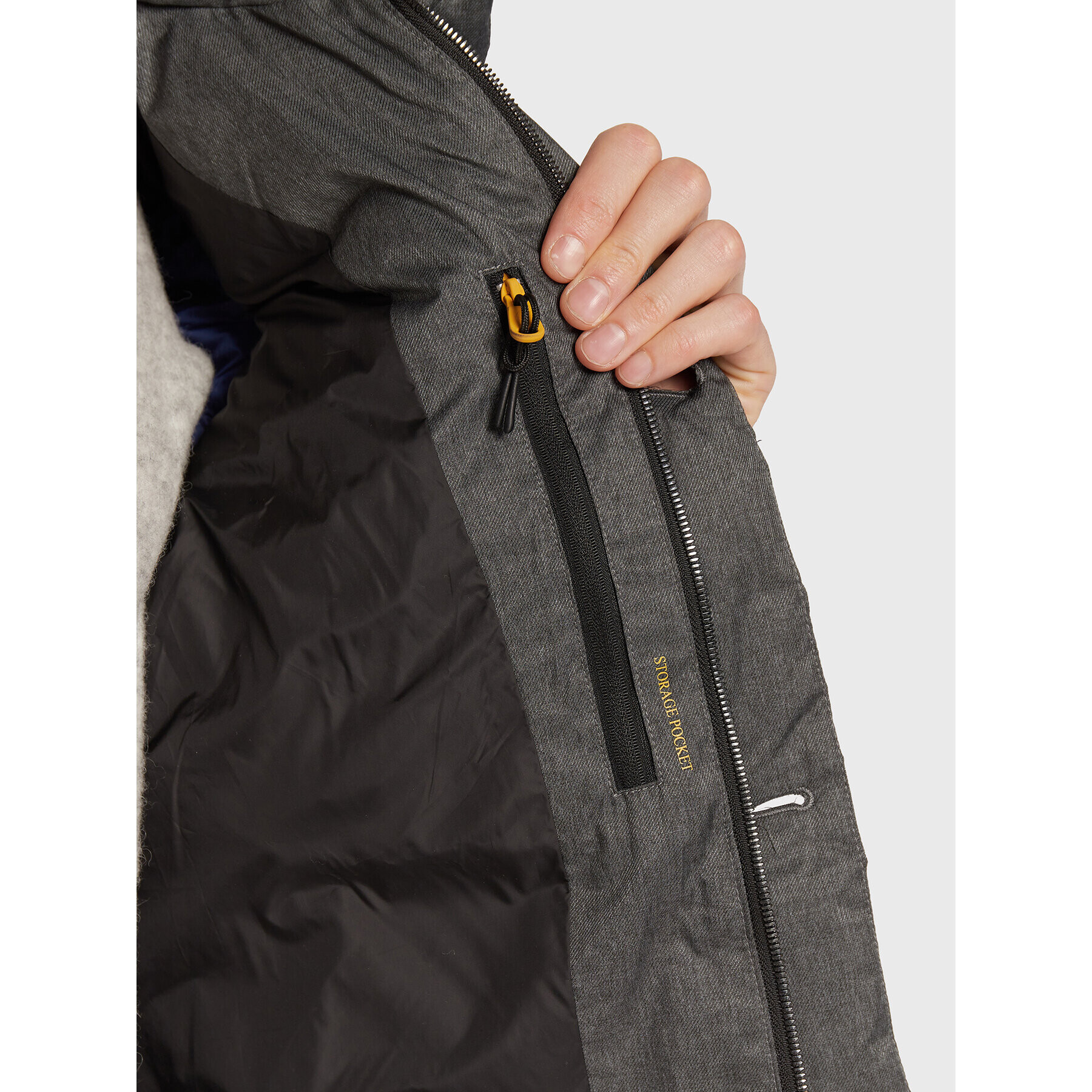 Hetregó Пухено яке Minardi 8M491 22WU17 Сив Regular Fit - Pepit.bg