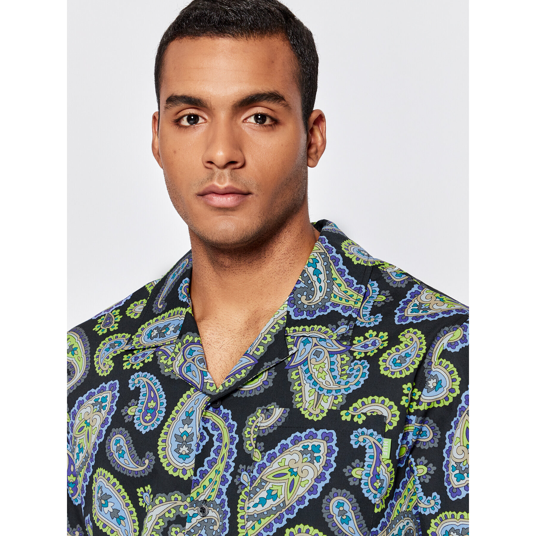 HUF Риза Paisley BU00145 Черен Relaxed Fit - Pepit.bg