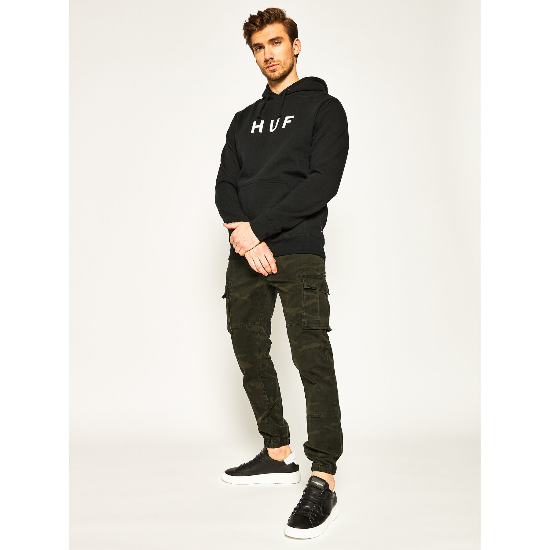 HUF Суитшърт Essentials OG Logo PF00099 Черен Regular Fit - Pepit.bg