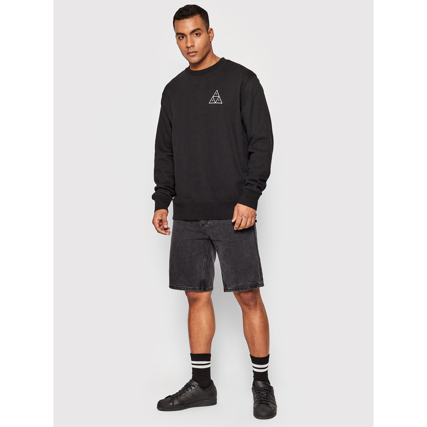 HUF Суитшърт Essentials Triple Triangle PF00492 Черен Regular Fit - Pepit.bg