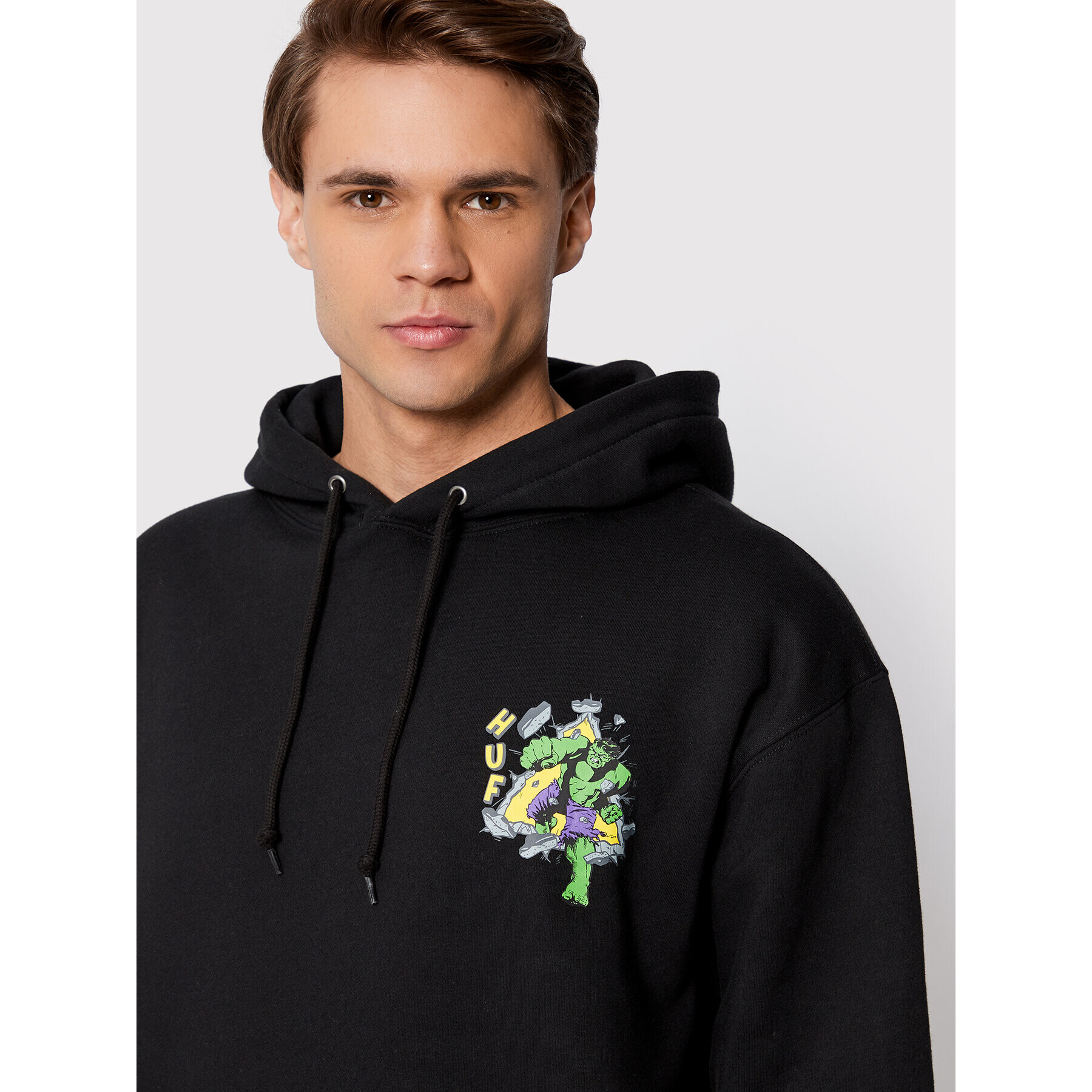 HUF Суитшърт MARVEL Hulk PF00587 Черен Regular Fit - Pepit.bg