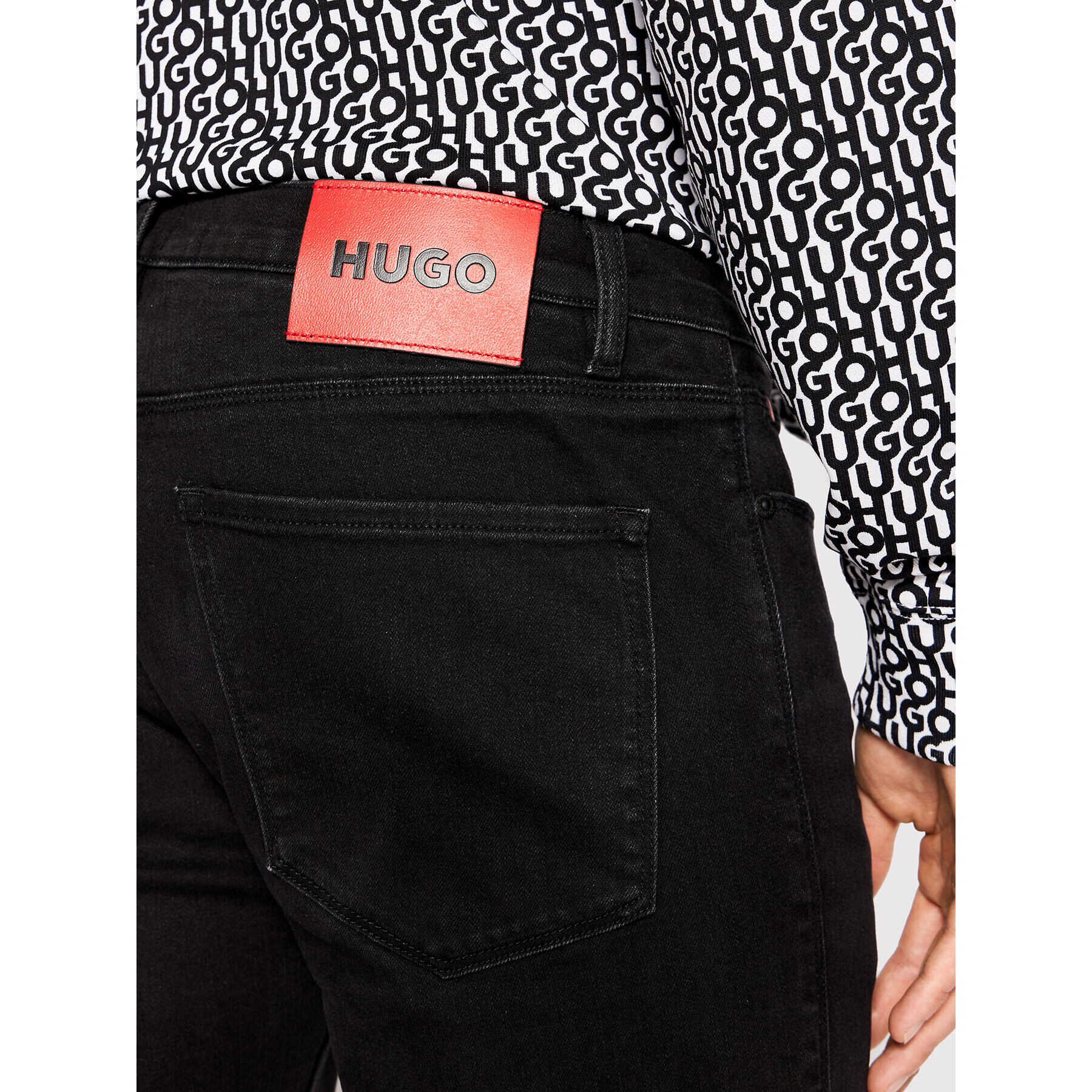 Hugo Дънки 50473401 Черен Slim Fit - Pepit.bg