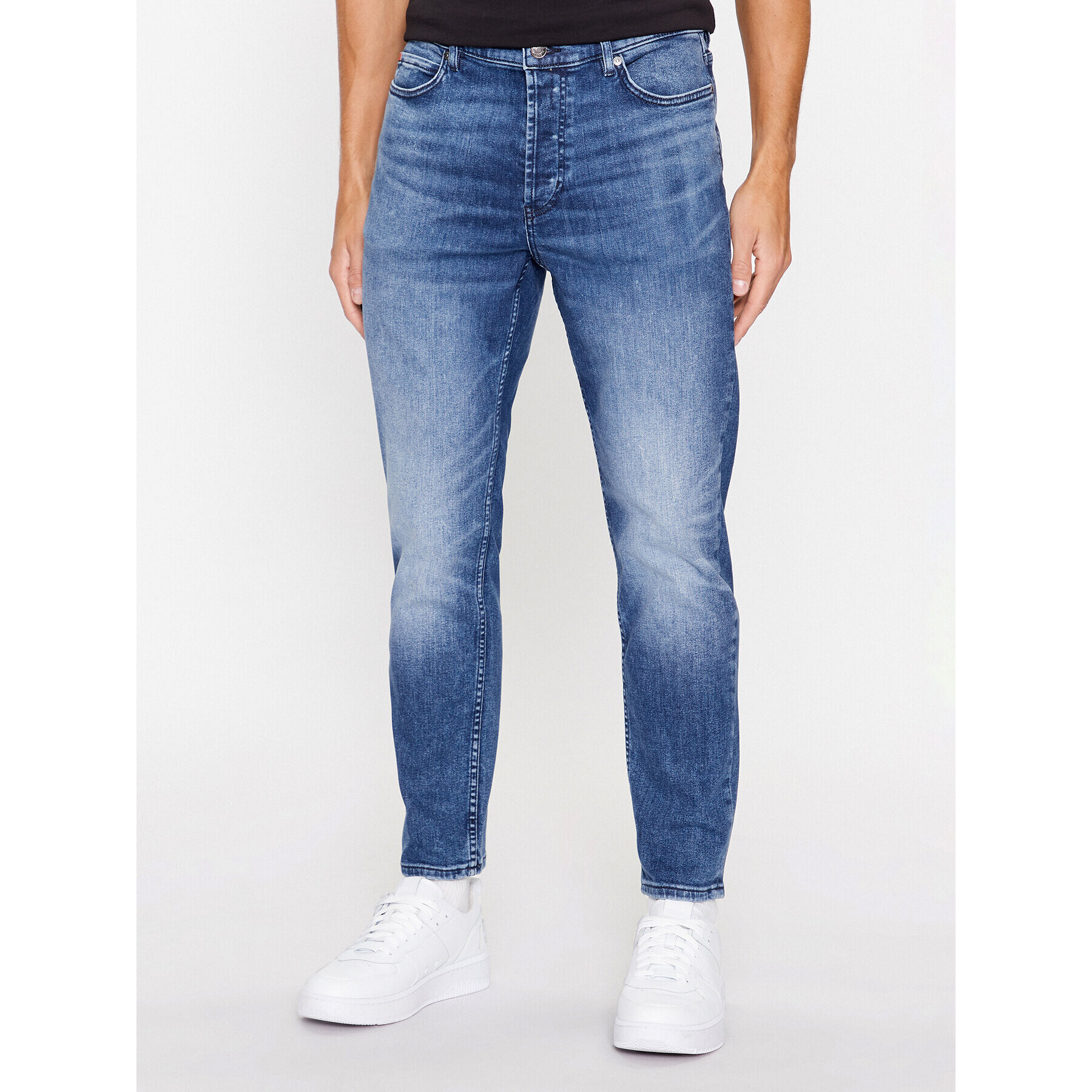 Hugo Дънки 50495504 Син Tapered Fit - Pepit.bg