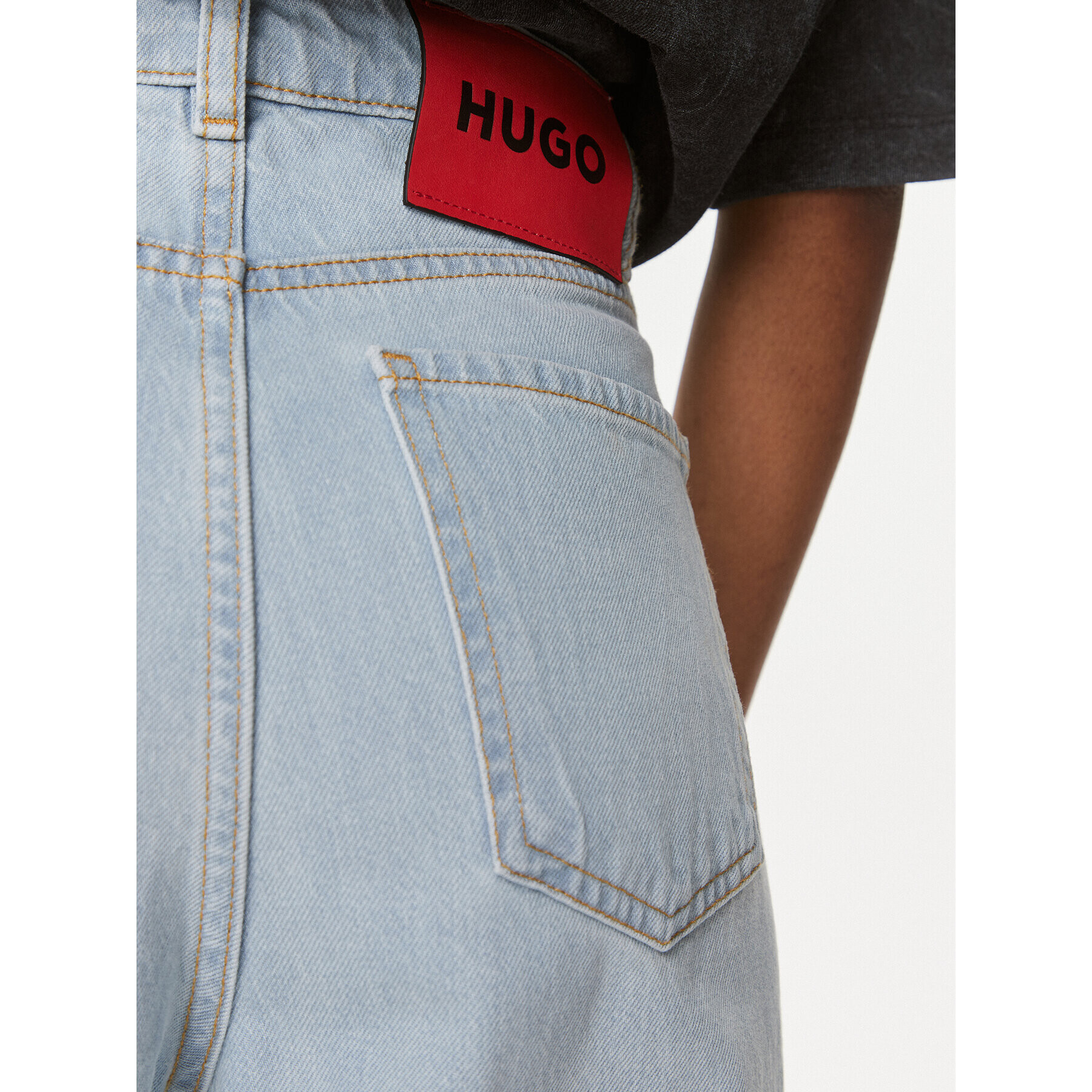 Hugo Дънки 935_6 50510649 Син Relaxed Fit - Pepit.bg