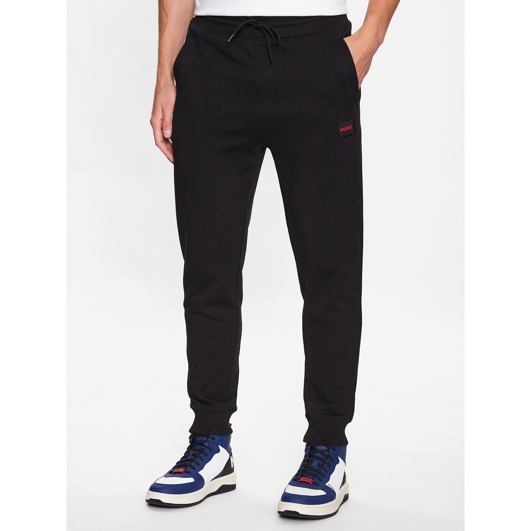 Hugo Долнище анцуг 50447963 Черен Regular Fit - Pepit.bg