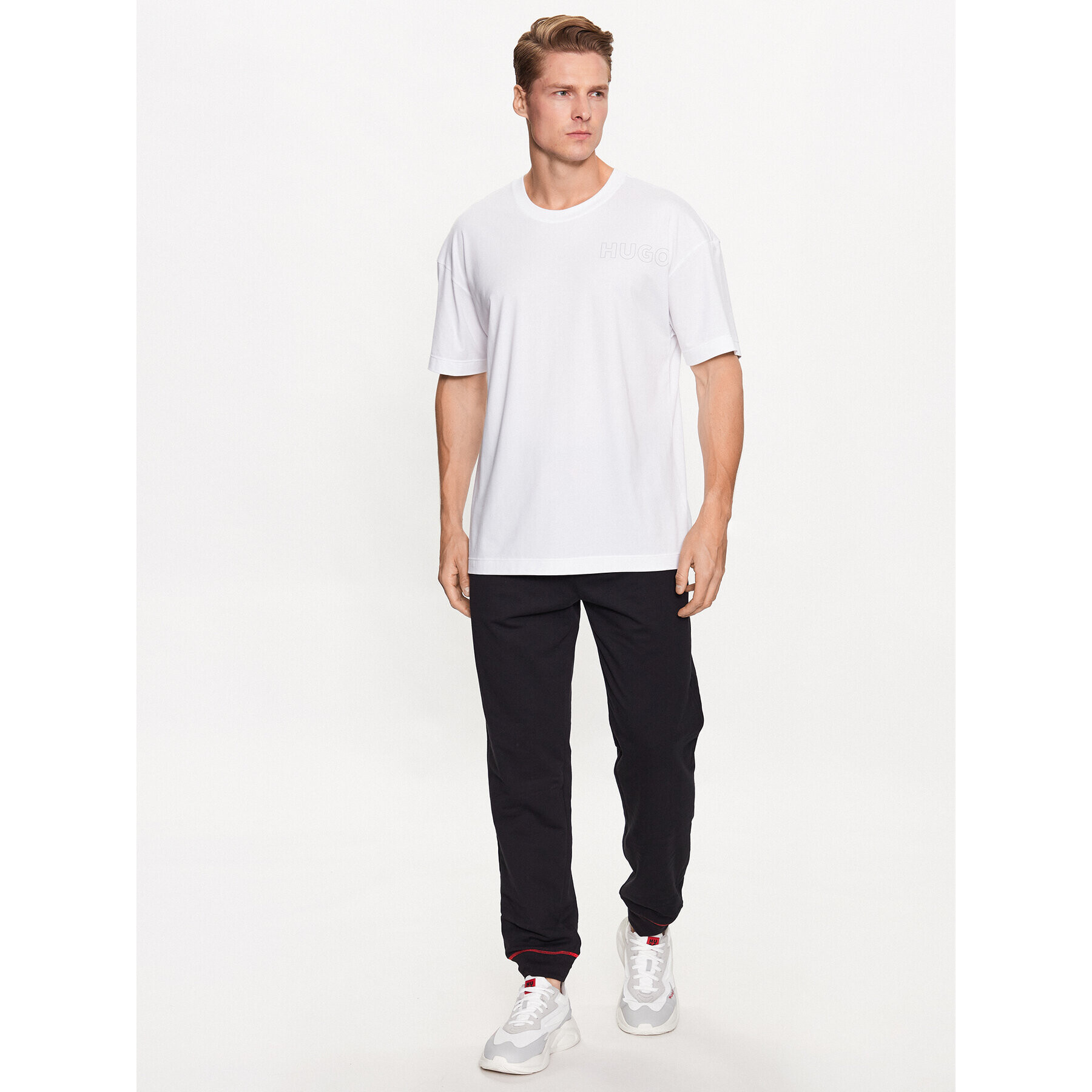 Hugo Долнище анцуг 50490435 Черен Regular Fit - Pepit.bg