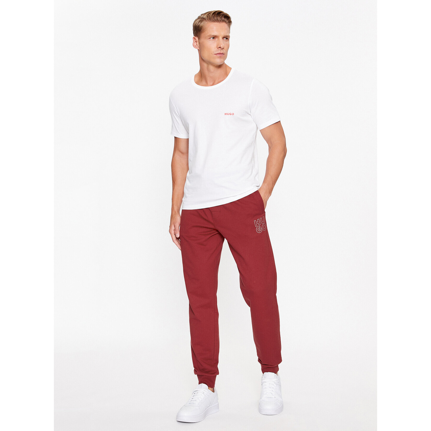 Hugo Долнище анцуг 50501579 Бордо Regular Fit - Pepit.bg