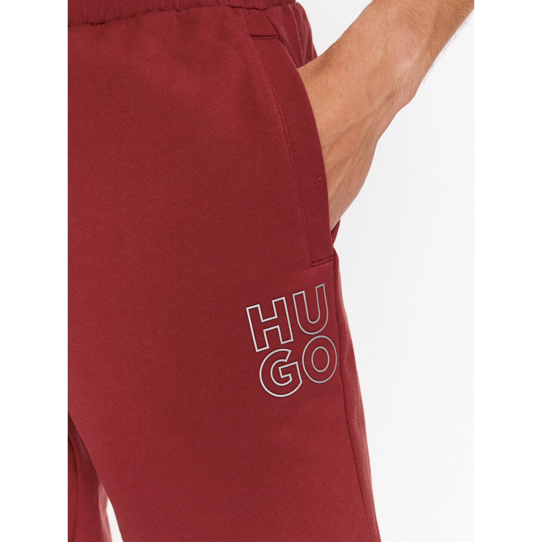 Hugo Долнище анцуг 50501579 Бордо Regular Fit - Pepit.bg