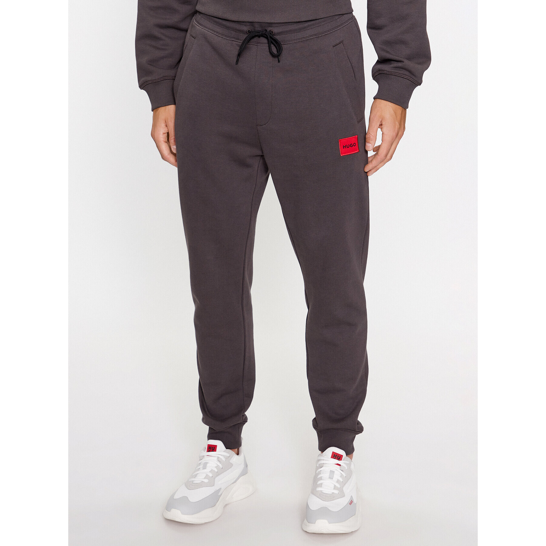Hugo Долнище анцуг Doak212 50447963 Сив Regular Fit - Pepit.bg