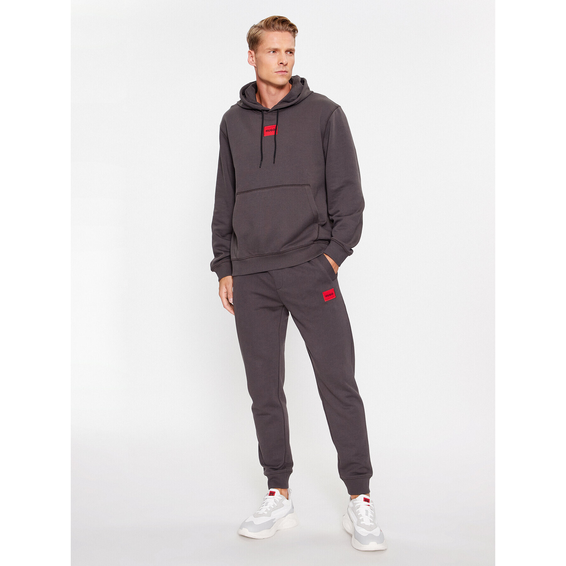 Hugo Долнище анцуг Doak212 50447963 Сив Regular Fit - Pepit.bg