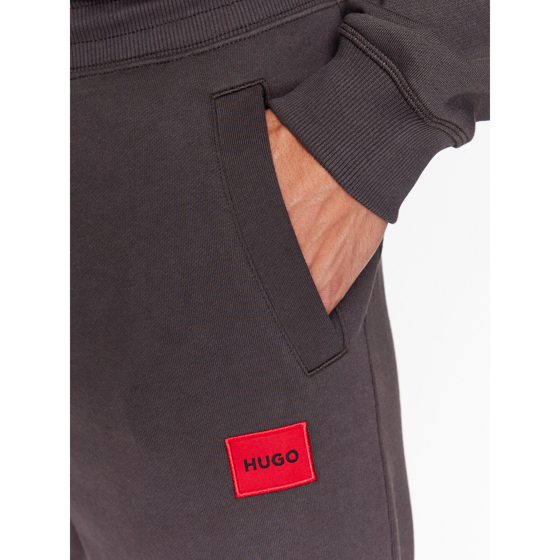 Hugo Долнище анцуг Doak212 50447963 Сив Regular Fit - Pepit.bg
