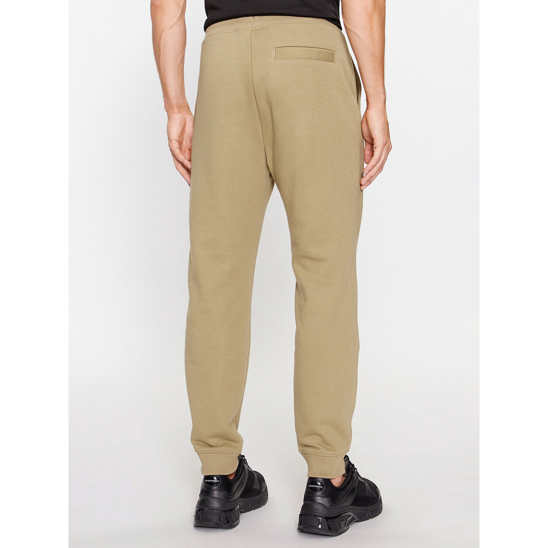 Hugo Долнище анцуг Drokko 50494571 Кафяв Relaxed Fit - Pepit.bg