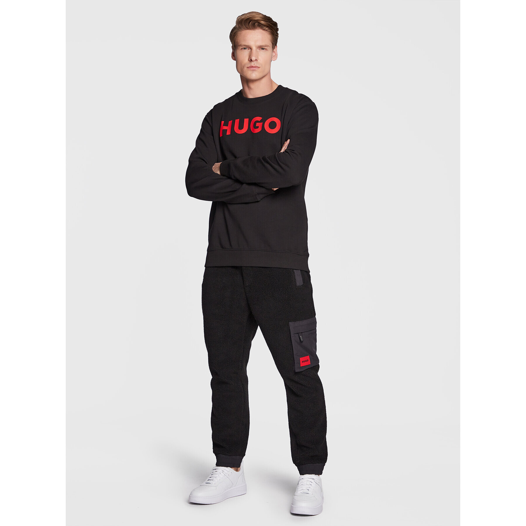 Hugo Долнище анцуг Duzu 50475869 Черен Relaxed Fit - Pepit.bg